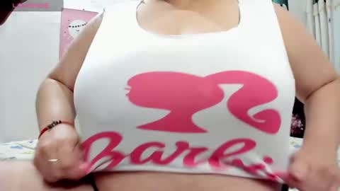 Snapshot of missbarbarahot_ chatting on February 22, 2:38 pm BARBARA follow me instagran missbarbieho online show from February 22, 2:38 pm