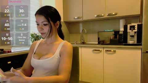 missbya online show from April 15, 7:09 am