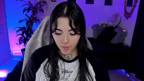 Missy Charlottte.  Hey remember to give me a thumbs up ty online show from January 10, 5:26 am