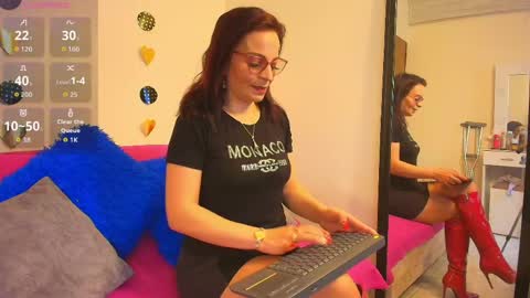 Angela online show from April 21, 11:39 am