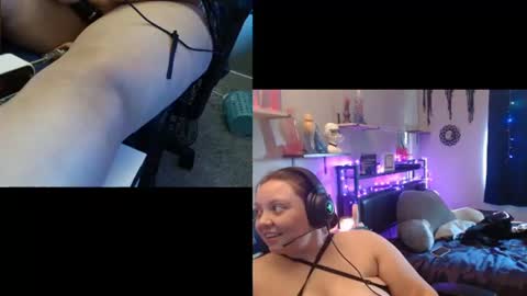 missfoxe12 online show from July 17, 11:19 pm