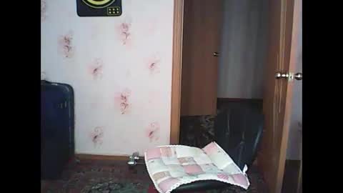 Missie Lorrie online show from February 24, 6:23 am