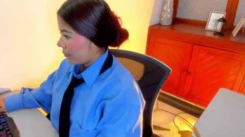 Julietta online show from July 29, 7:25 pm
