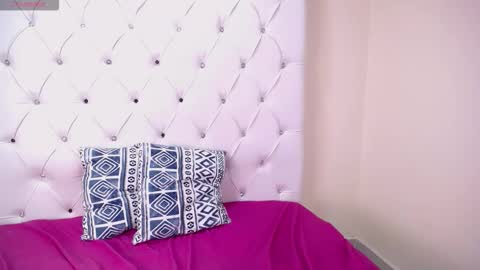 Danna online show from March 13, 9:38 pm