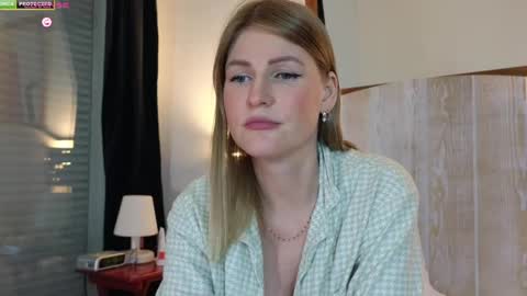 Misslucci online show from February 22, 2:16 pm