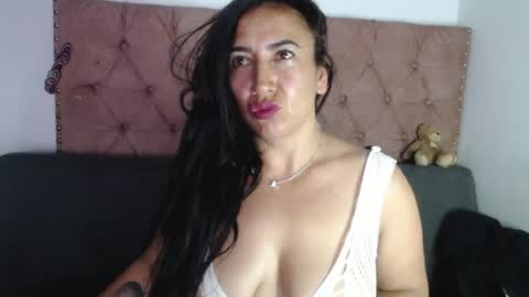 luccy online show from July 17, 11:30 pm