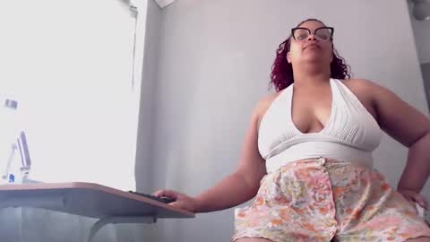 Snapshot of misslustxxx chatting on September 12, 10:13 am misslustxxx online show from September 12, 10:13 am