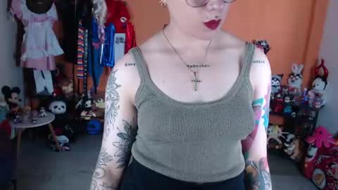 Miss Mia online show from July 27, 6:49 pm