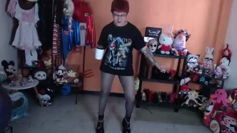 Miss Mia online show from June 13, 6:38 pm