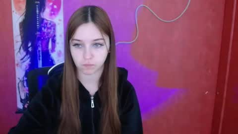 Mia online show from January 18, 12:34 pm