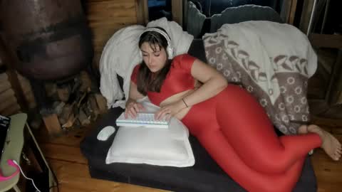 sarah online show from February 19, 2:44 am