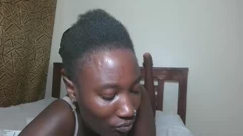 pretty gal online show from February 12, 9:05 pm