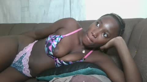 pretty gal online show from October 2, 8:58 pm