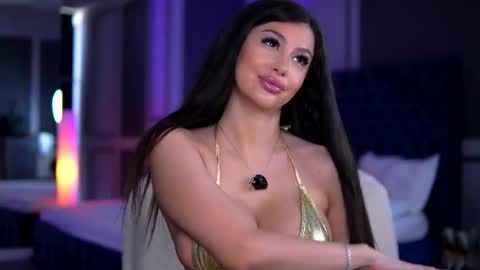 Megann online show from June 26, 9:10 am
