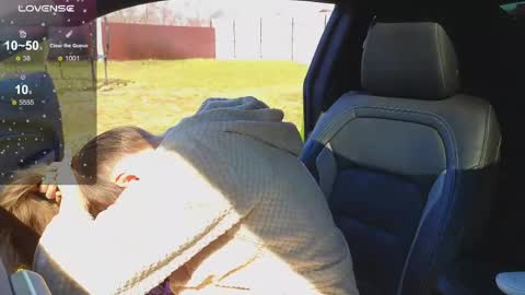 . online show from April 22, 8:44 am