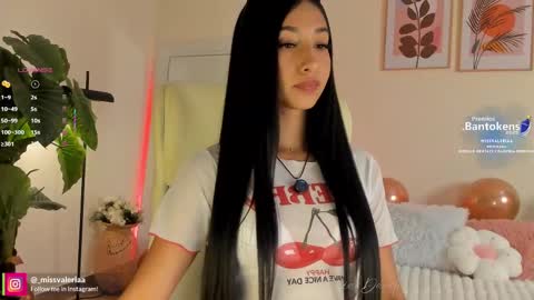 Snapshot of missvaleriaa chatting on September 23, 12:47 pm Valeria Davila online show from September 23, 12:47 pm