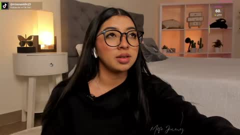 Mafe Jimenez online show from April 15, 7:58 pm