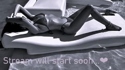 Snapshot of missvanessa0 chatting on February 17, 11:02 am .Vanessa. online show from February 17, 11:02 am