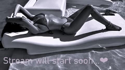 Snapshot of missvanessa0 chatting on February 11, 10:36 am .Vanessa. online show from February 11, 10:36 am