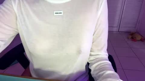 missvelvetmango online show from July 16, 6:23 pm