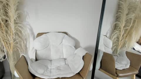 Miss online show from January 30, 8:31 pm