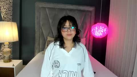 Snapshot of missy_taylor_ chatting on February 26, 11:00 am Missy online show from February 26, 11:00 am