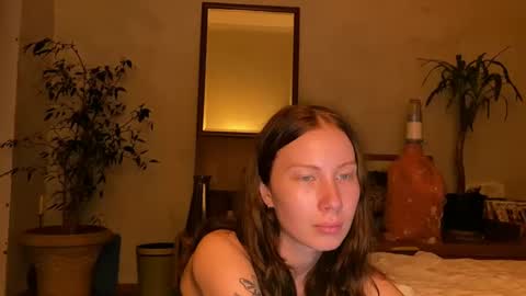 Snapshot of misszlataa chatting on September 17, 6:28 pm Zlata online show from September 17, 6:28 pm