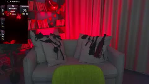 Marcelline online show from February 8, 10:52 am