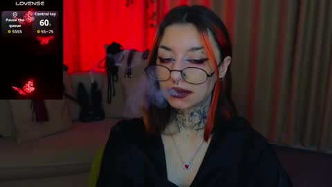 Marcelline online show from April 8, 4:47 am