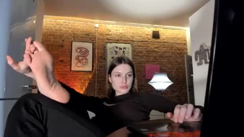 mistresselizy online show from February 8, 9:40 pm