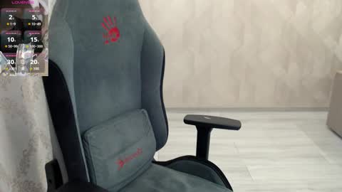 Snapshot of misty_dark chatting on October 2, 11:59 am misty_dark online show from October 2, 11:59 am