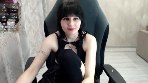 Snapshot of misty_dark chatting on October 3, 12:10 pm misty_dark online show from October 3, 12:10 pm