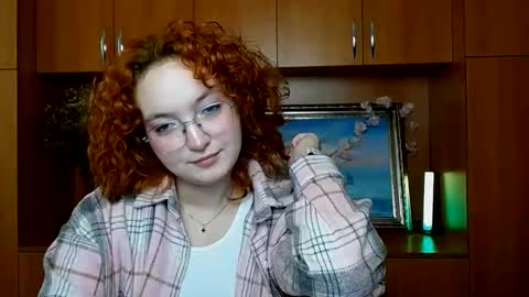 Aria online show from March 13, 1:56 pm