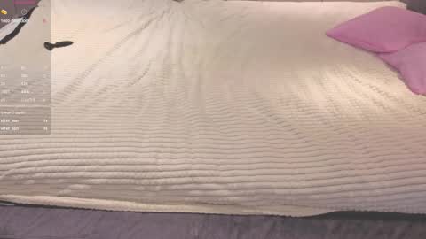 miu_in_chains online show from November 25, 6:15 am