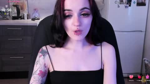 lina. online show from May 27, 1:57 am