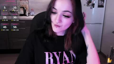 lina. online show from May 22, 7:28 am