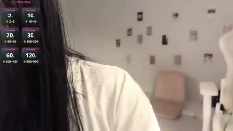Miyu online show from July 29, 3:45 pm