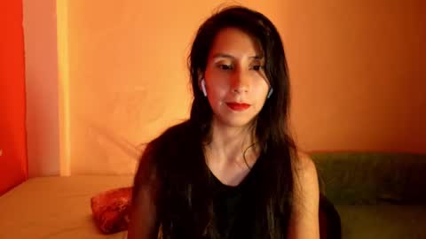 Snapshot of mli739709 chatting on January 5, 4:14 am MoonLipson online show from January 5, 4:14 am