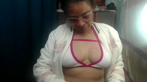 Snapshot of mmaturemessy chatting on September 25, 7:55 pm kelly online show from September 25, 7:55 pm