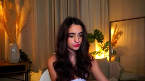 Snapshot of mmilkyway_ chatting on October 6, 4:23 pm milkyway online show from October 6, 4:23 pm