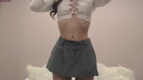 Snapshot of mmmeoww chatting on October 15, 3:58 pm Ariela online show from October 15, 3:58 pm