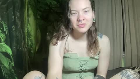 Snapshot of mo0n_goddess chatting on January 23, 2:23 am Misty online show from January 23, 2:23 am