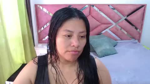 Catalina online show from June 15, 8:42 pm