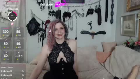 MohawkMischief online show from April 22, 8:39 pm