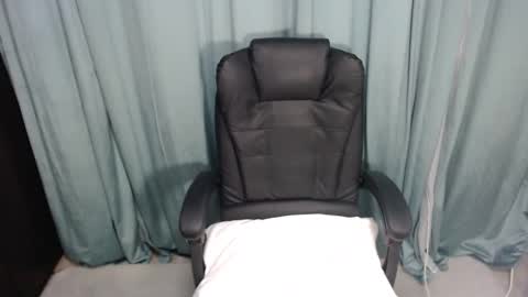 erika online show from February 22, 9:56 am