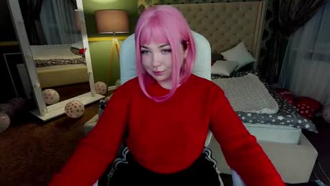 Snapshot of molinmoon chatting on February 23, 7:56 pm Rosa online show from February 23, 7:56 pm