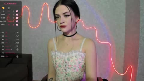 Molly - online show from November 4, 5:12 am