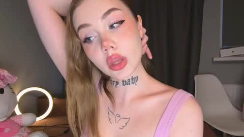 Molly dose online show from September 20, 3:32 pm