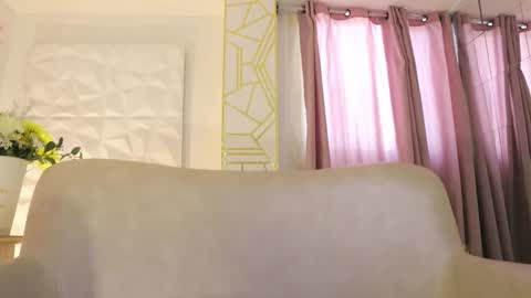 Snapshot of molly_marmalade_ chatting on February 28, 4:42 pm MOLLY online show from February 28, 4:42 pm