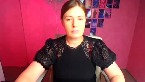 Molly online show from June 29, 11:32 am